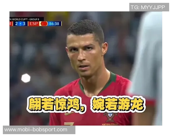 C罗任意球惊险攻门被门将神勇扑出差一点就破门